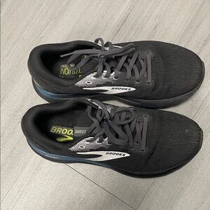 Brooks Black and Blue Athletic Shoes